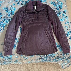 Lululemon down for a run pullover